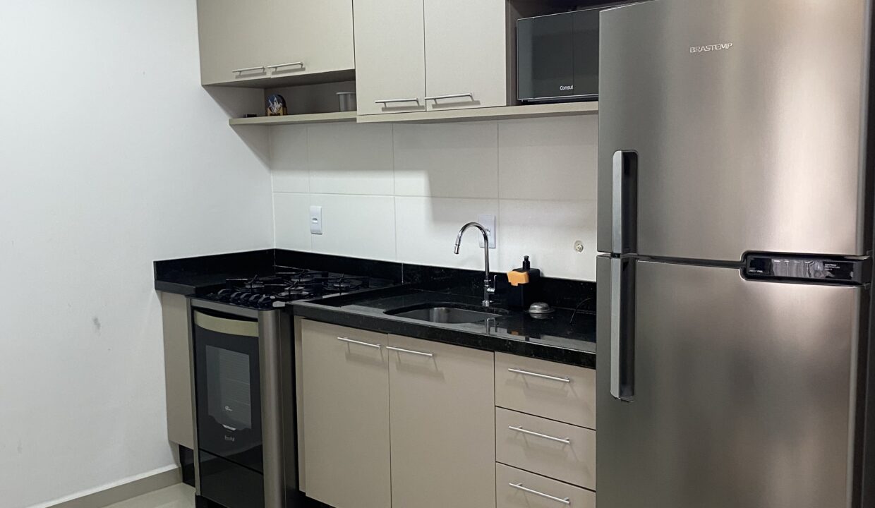 4B5F3EB5-11F7-412D-8AD1-A13EC061C540