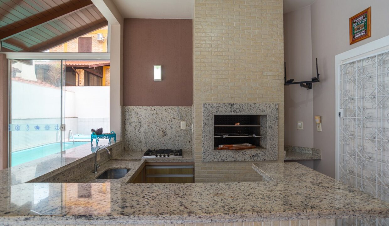 B11C3BE2-CB02-49EB-AF1F-FF6608618DDB