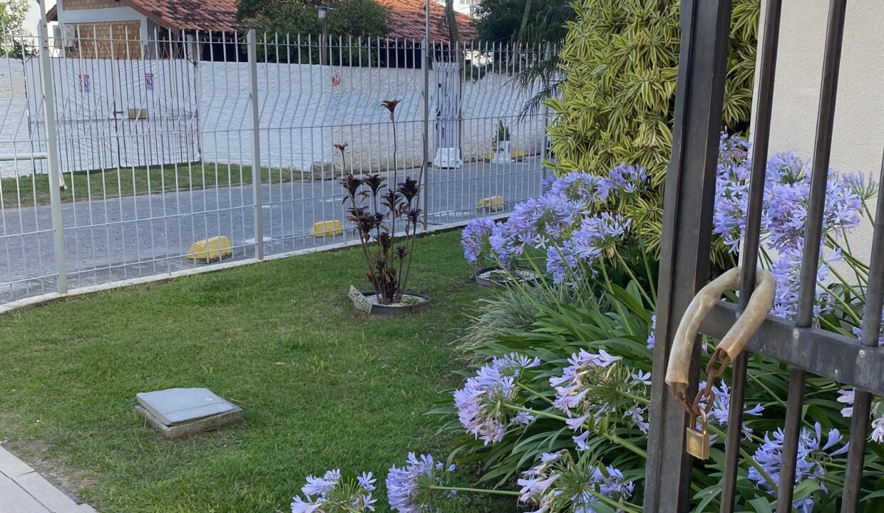 21F3D0DF-A4E9-4789-9362-90684CE0C135