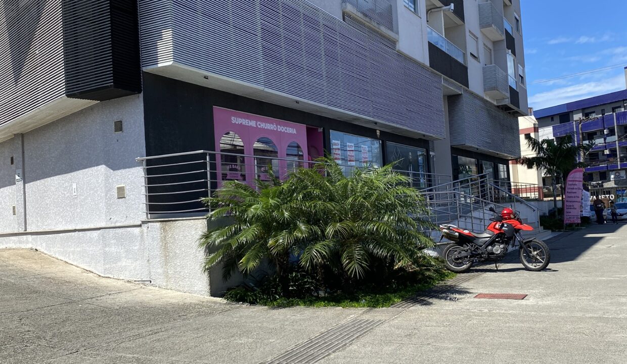 3528EE4C-AE2F-465B-9781-9E894EEBEADE