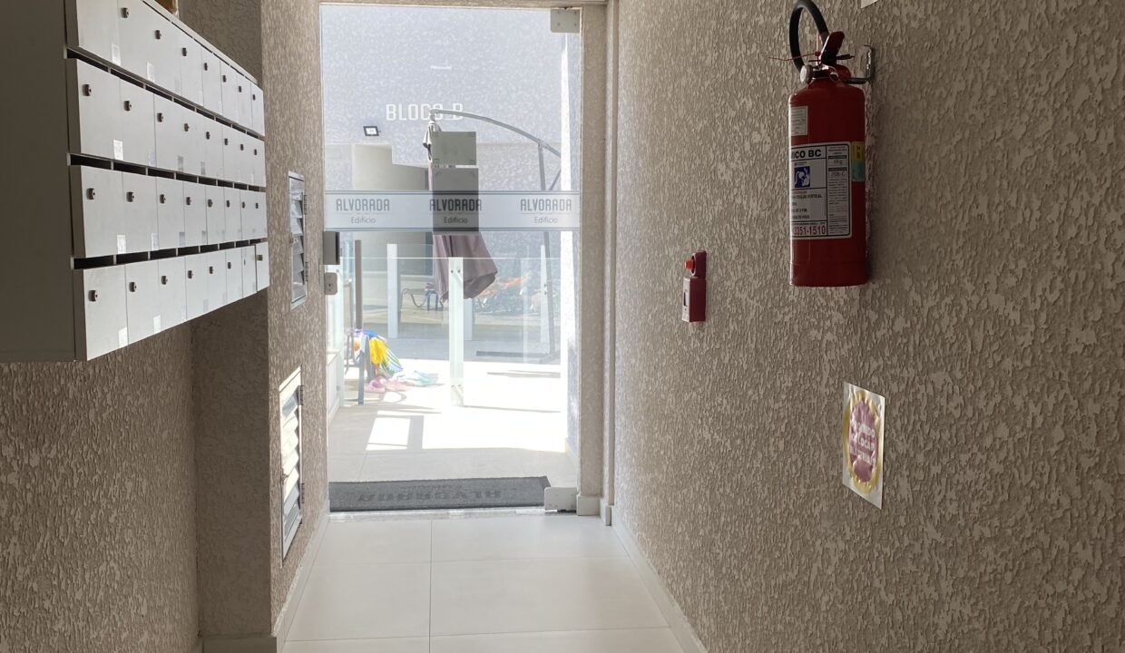 66AC0166-5B16-48F8-984B-6197A89C46F1