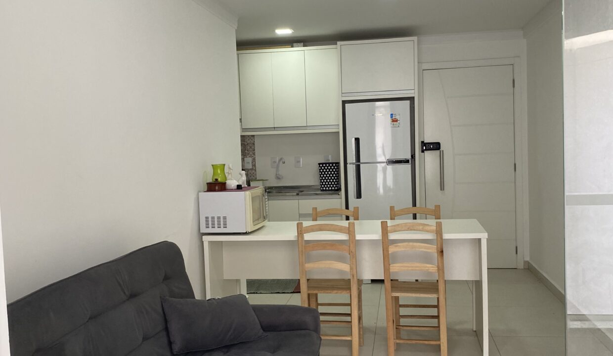 8B3F2864-26F3-4605-B00D-19BDAECD5172