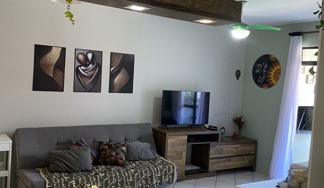 EBCCC451-9EE5-4610-8994-C8FDC2A9604B