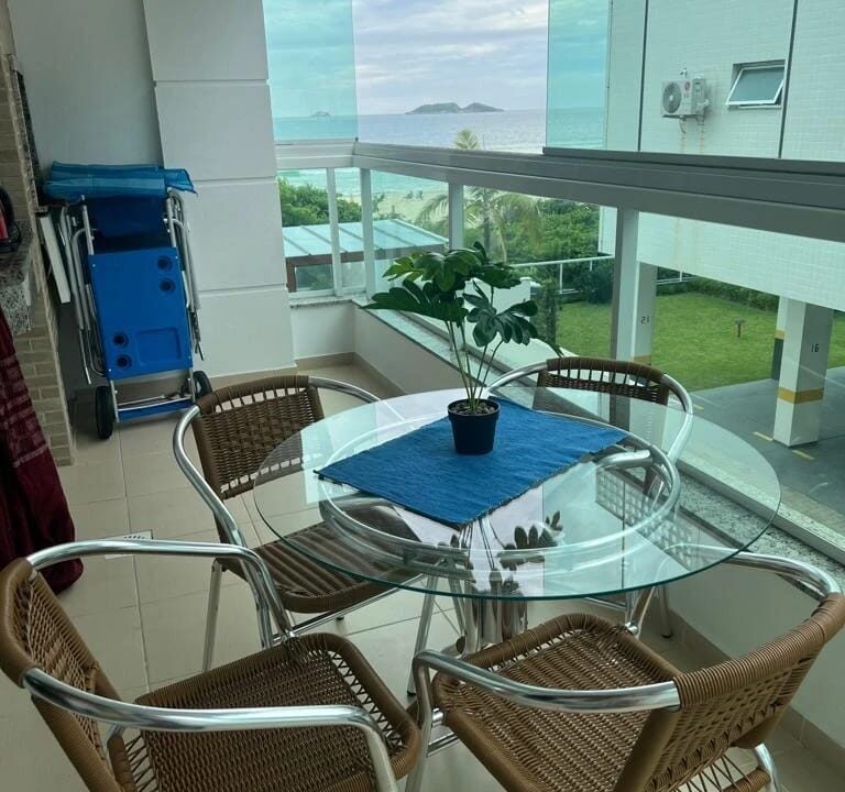 A4369522-83E1-4653-AAD3-4C01130EAC6F