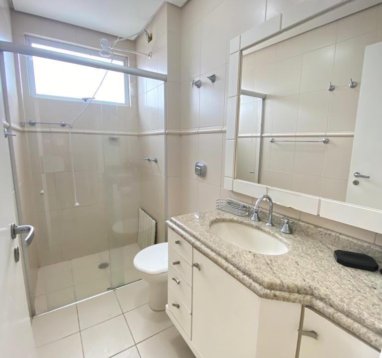 BEA1CFB4-600E-4A1F-8B94-5FA06877A30A