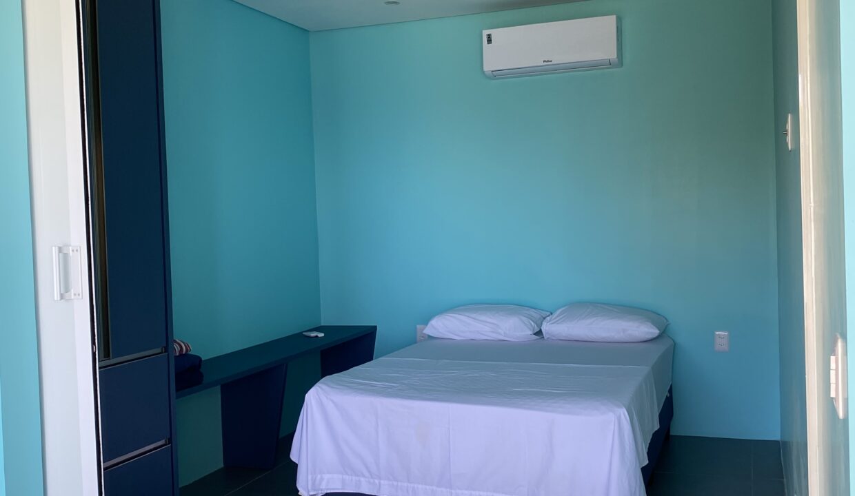 2FB00B67-E860-4C3D-A0D6-444C541E6021