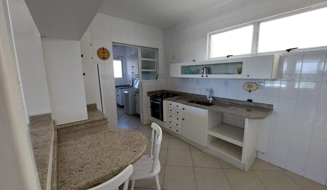 36FEA9A7-86AF-40F5-8AFE-BE074BFFEF9E