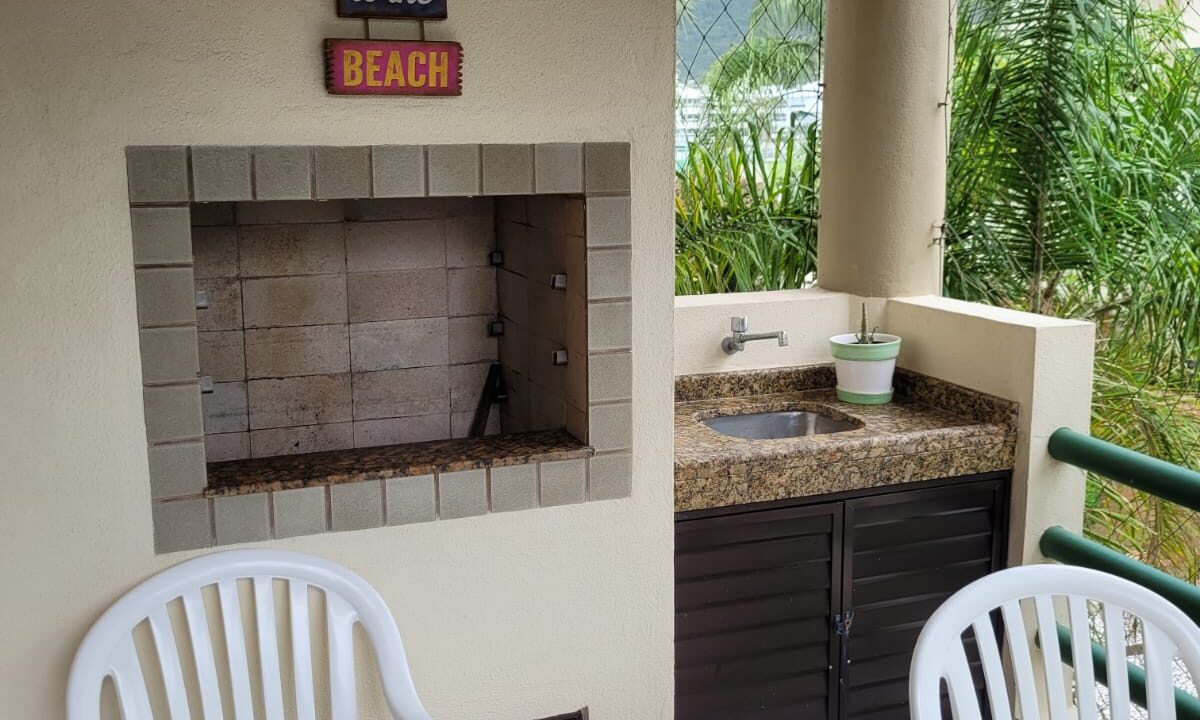 73CB0E65-94E0-48F0-82D0-90B26CBD3E6B