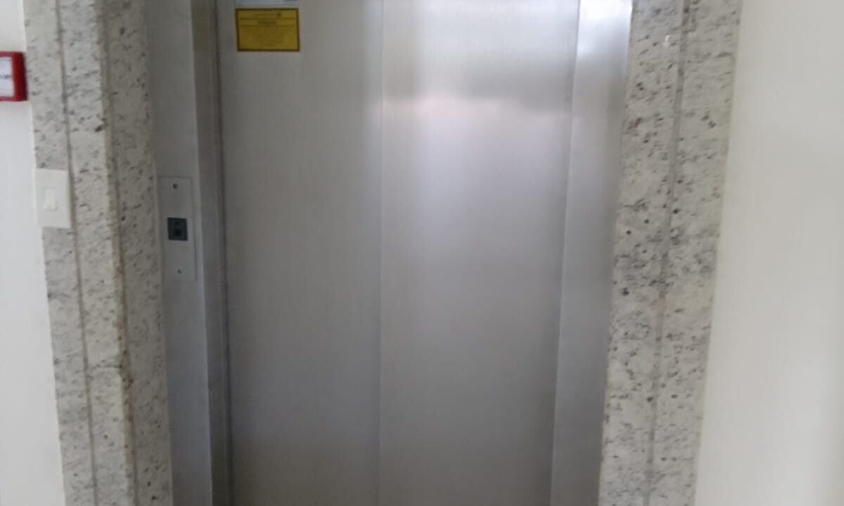 7624C0E8-C684-41AC-8147-1406D9511D00