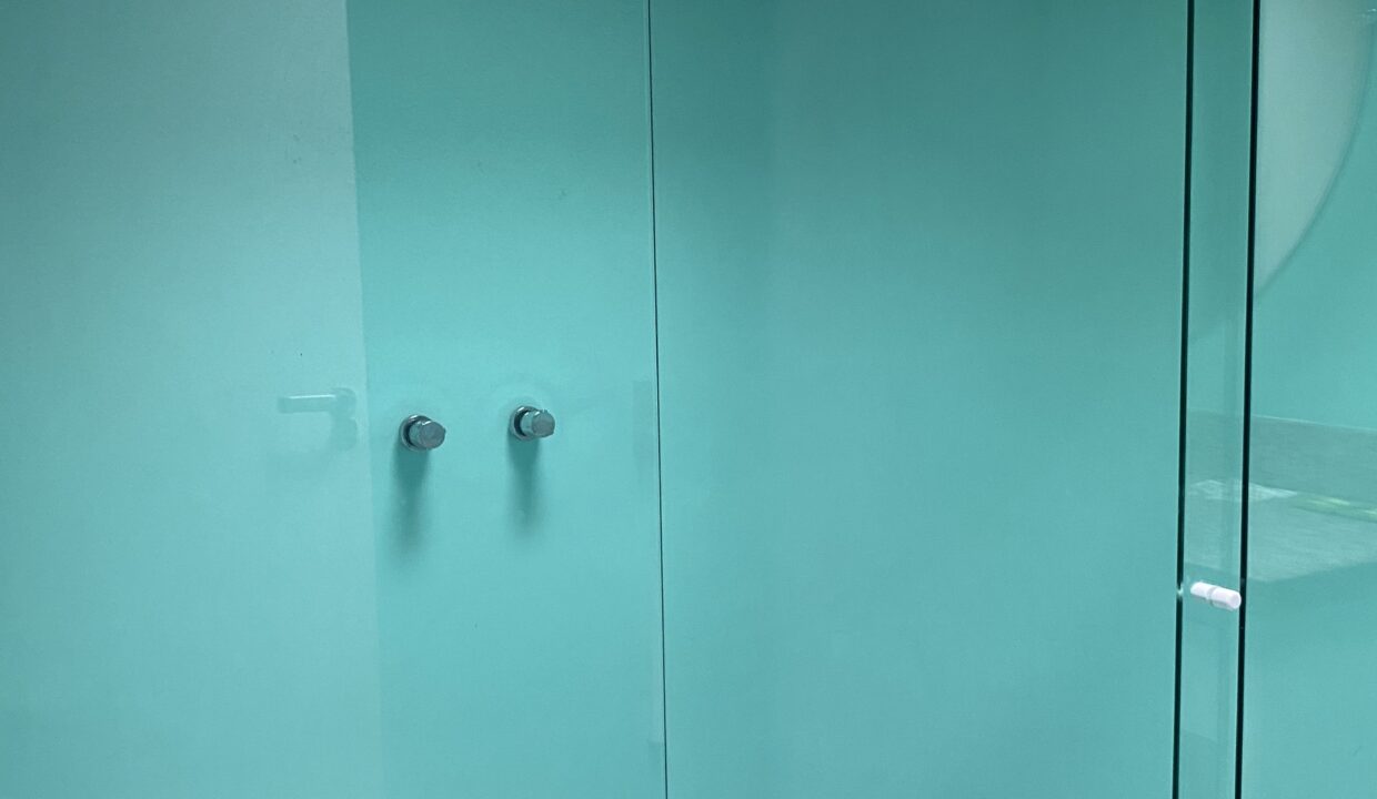 7C14E01A-49C2-48D9-A4CD-54AA6E382119