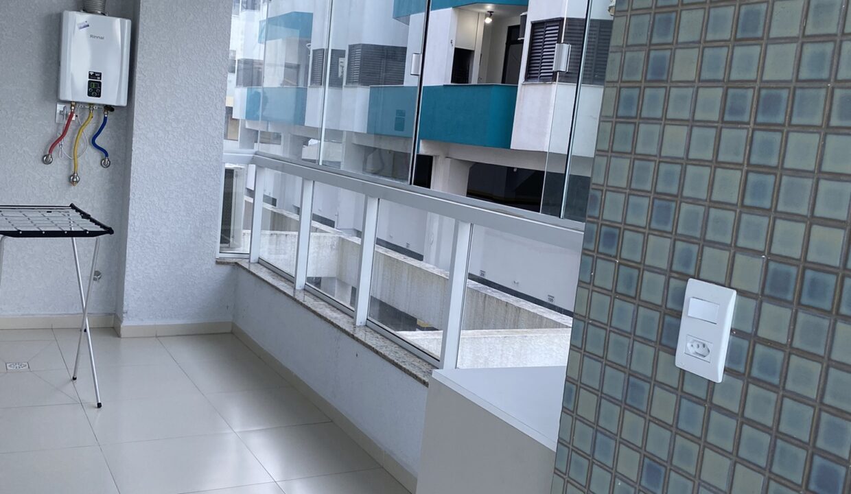 ACFBEC78-BF80-477A-B40C-3EBCE34AAB10