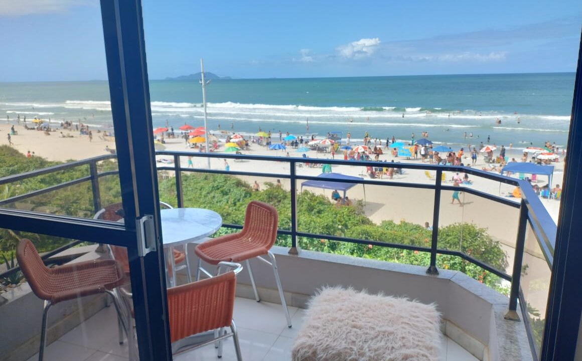 59773BB6-546B-42E1-AF99-871358F3AEF5