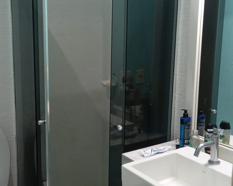 696FA264-A73A-4506-BF44-F6713C6CB0FD