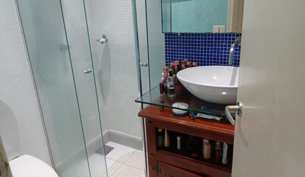 6D29A7A6-FE1C-4674-B659-367B38FD4D5C