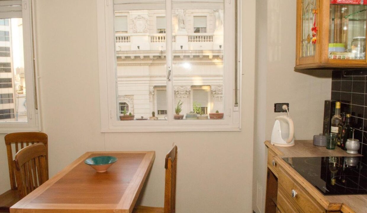 9E936EEE-CB09-42D8-88B4-9A2B75D2C1B0