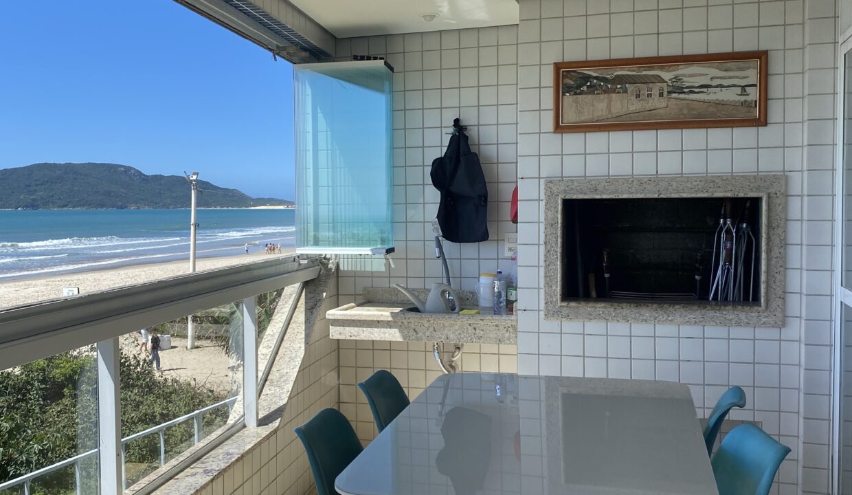 41F9670D-AAD0-4E8C-AAC7-4203B86C668B