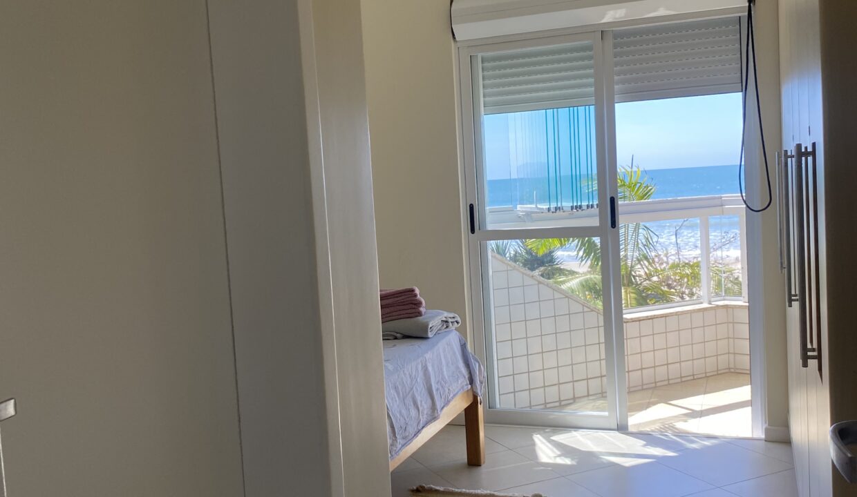 A94C87A2-26B0-4892-9A65-3B418469B152