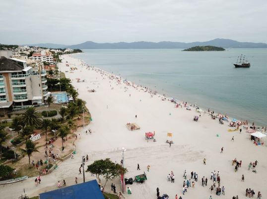 CBE5FE69-1A22-4820-A830-64559B624508