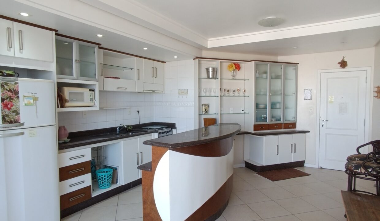 F04607EF-DDE9-4BBD-87D7-1B2CF009D82A