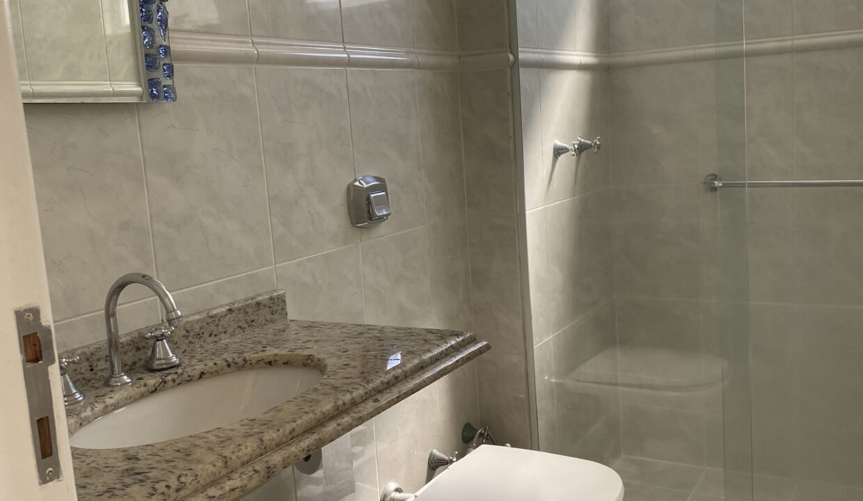 F2BAA0BE-6E48-43B8-90C4-F875BC2EF0C3