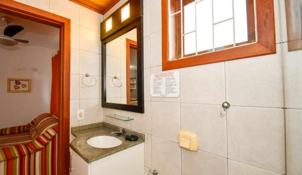 F9415A97-CC09-47D9-9B63-3E2BD7C99546