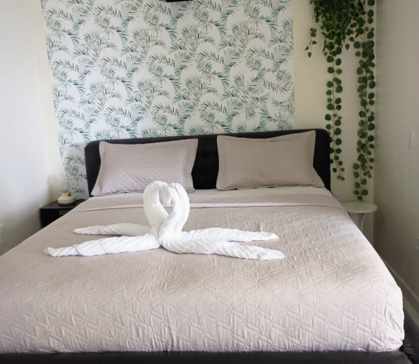 2ED0A881-FE7A-4C0B-9072-40763D6A4847