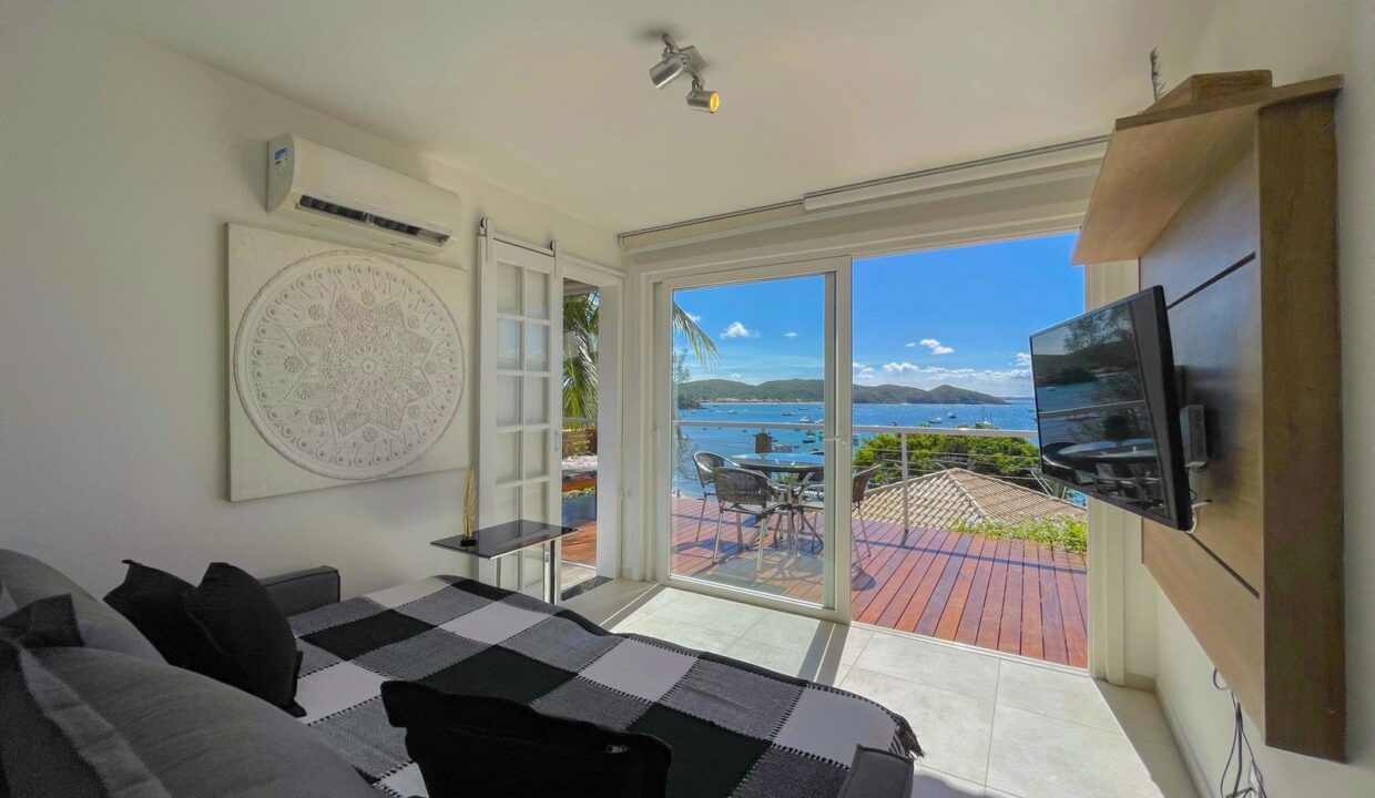 B5FAF2AB-2C58-4D69-ADDC-A73A51E6603F