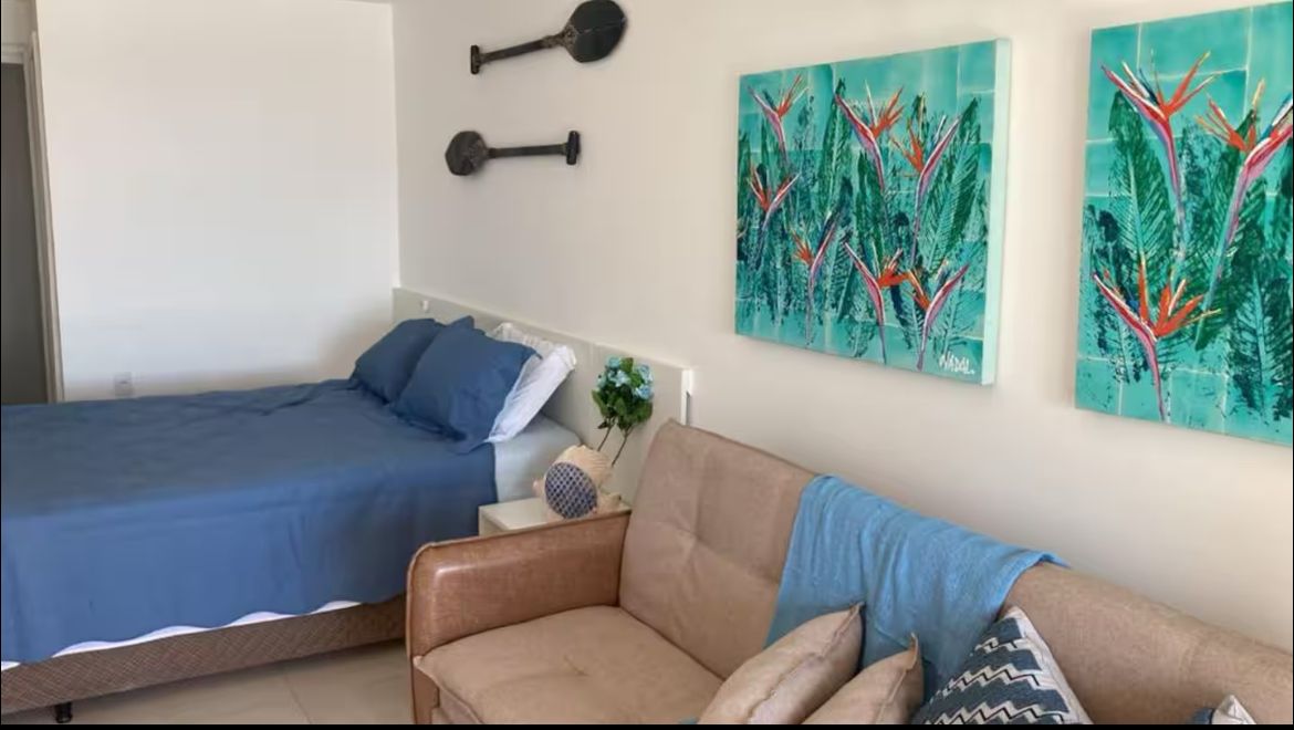 D64D2E2F-6571-4BAE-B7A0-43A47D1FFE7D