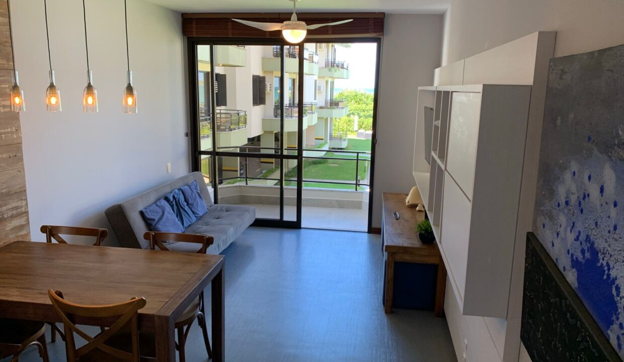 E9875424-CDC2-45A2-849A-F57B2465B5AC