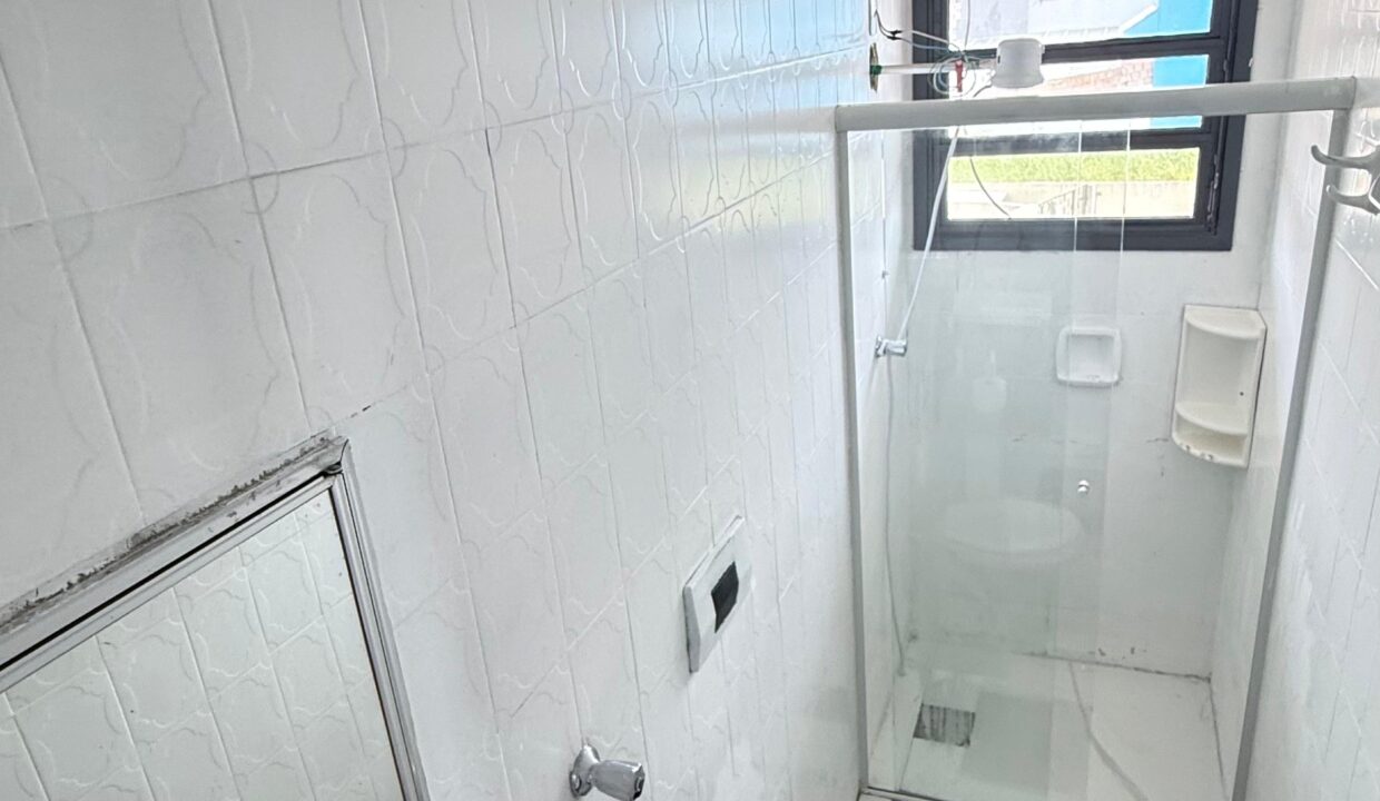 CCC62524-462E-4670-97BE-57EE953B8AA7