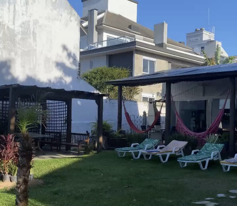 DCF1CA3E-AA98-4722-8FC2-792E7CB6FF1E