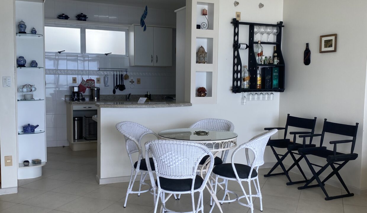 3C27EAD5-F64F-47C7-90FE-2CC73DD5BA80