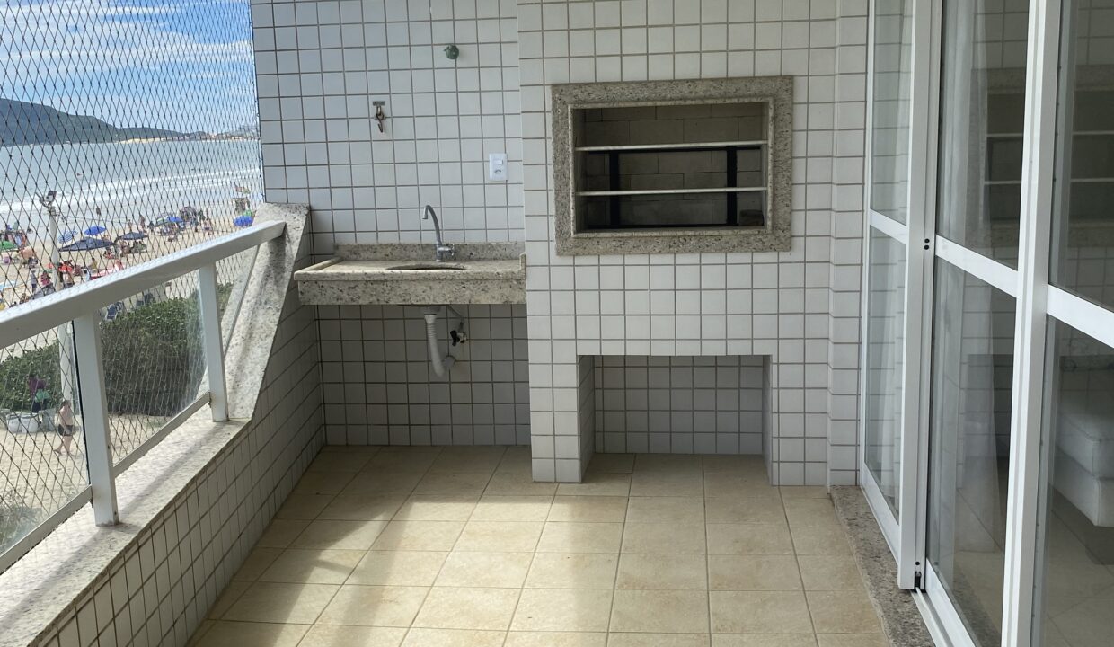 3D0E8D7A-8F33-47FC-B3AC-E1882FD30020