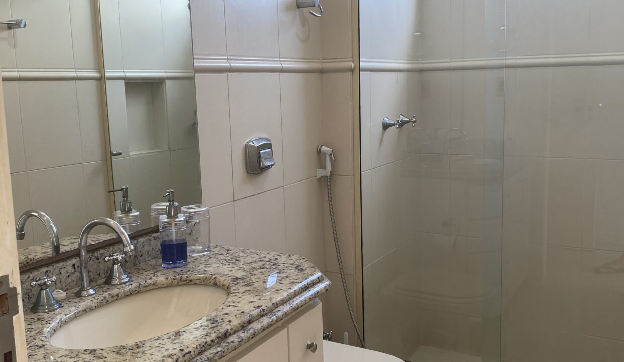 E269ED70-C1C8-426A-A4A9-71CBCDD8104C