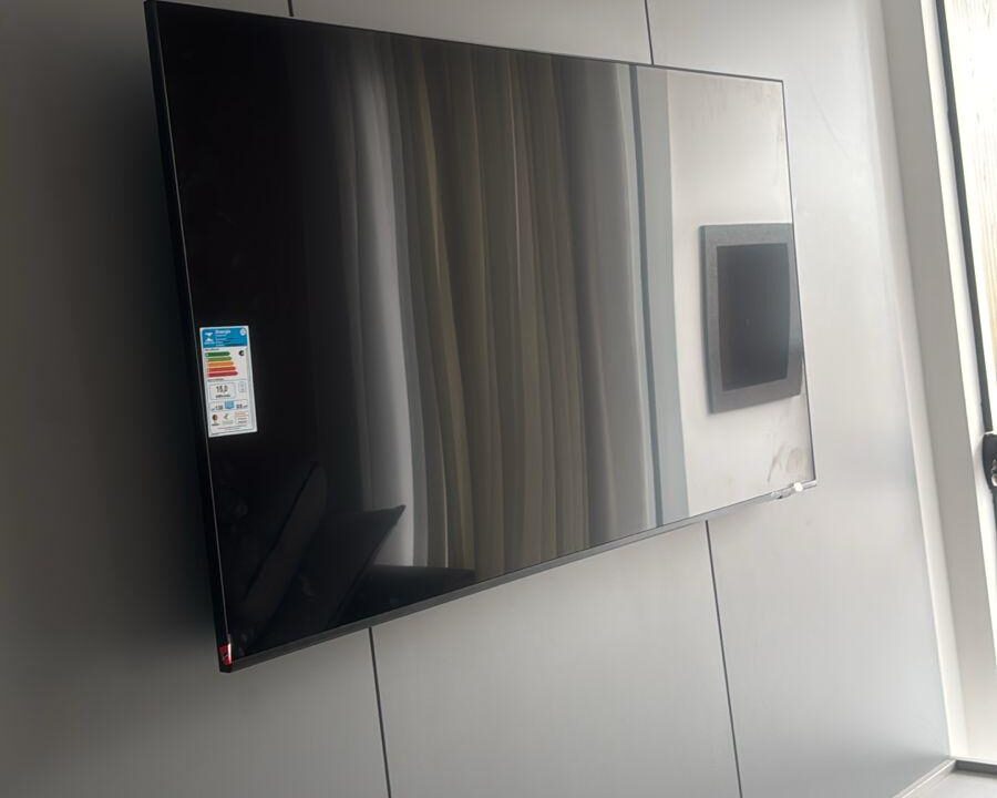 1DDCE6D4-4FAA-4DB9-9216-B4D069CD5606