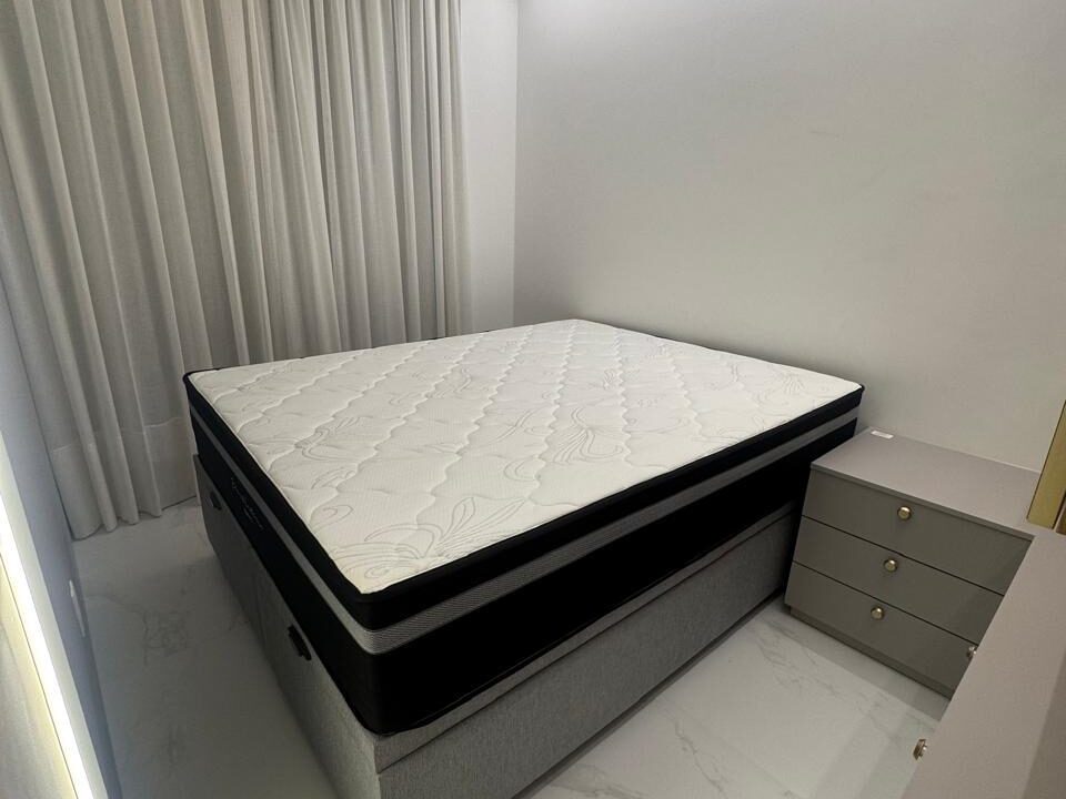 37852E50-FF5E-4356-9AD2-9093F6F49D8E